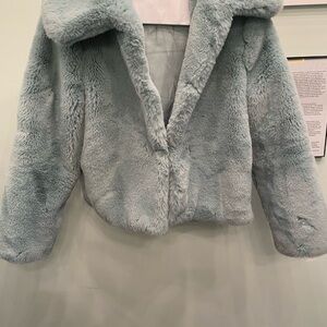 Chic Faux Fur Jacket in turquoise